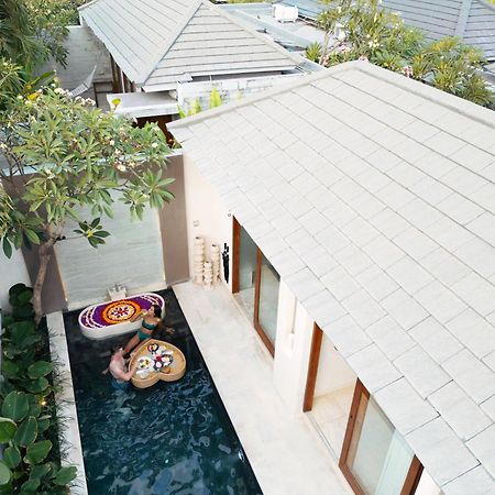 Astera Villa Seminyak By Ini Vie Hospitality Exterior photo