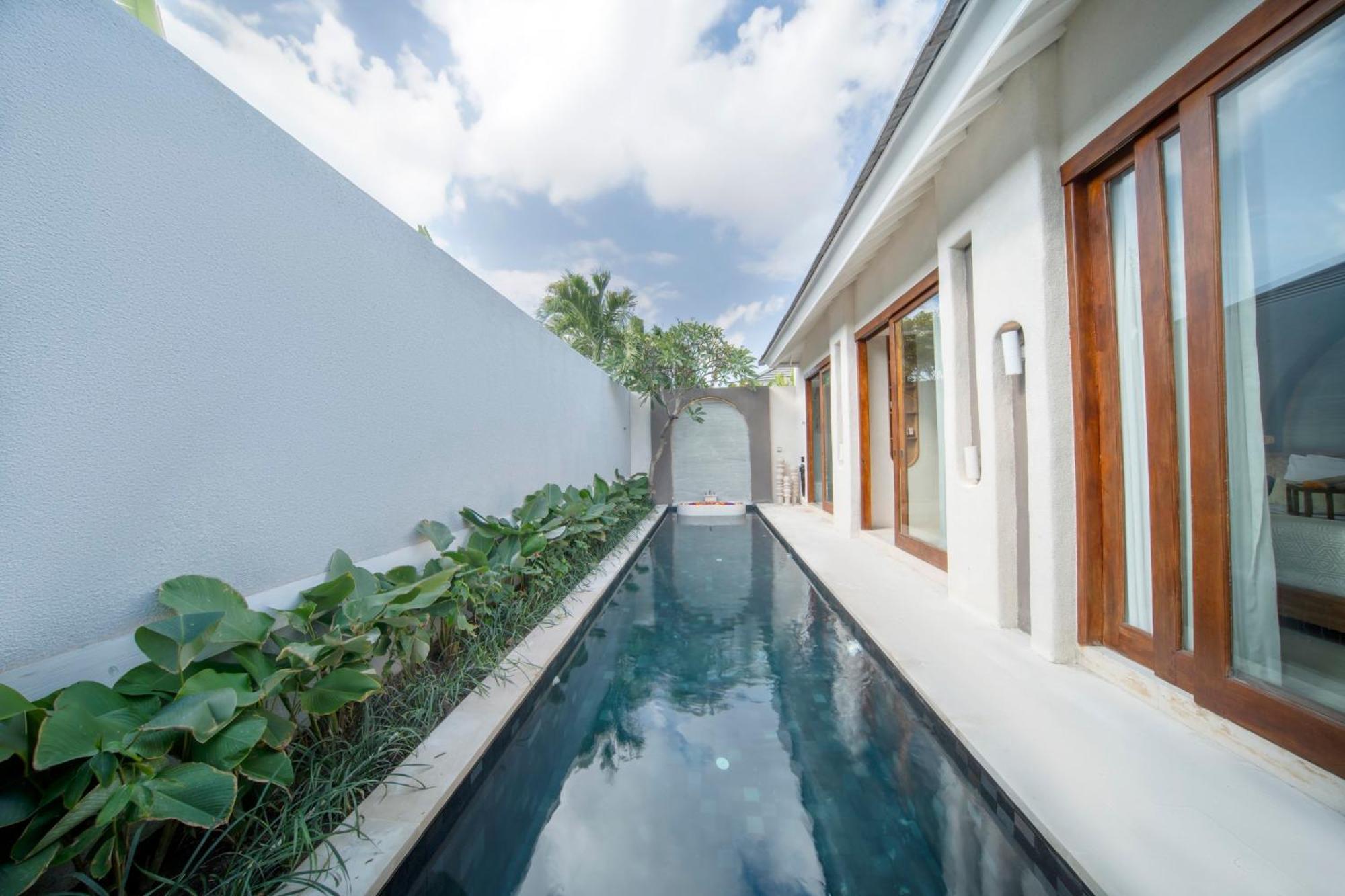 Astera Villa Seminyak By Ini Vie Hospitality Exterior photo